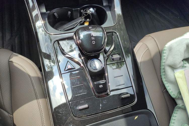 Used BYD Han 2025 EV 605KM Prestige Model
