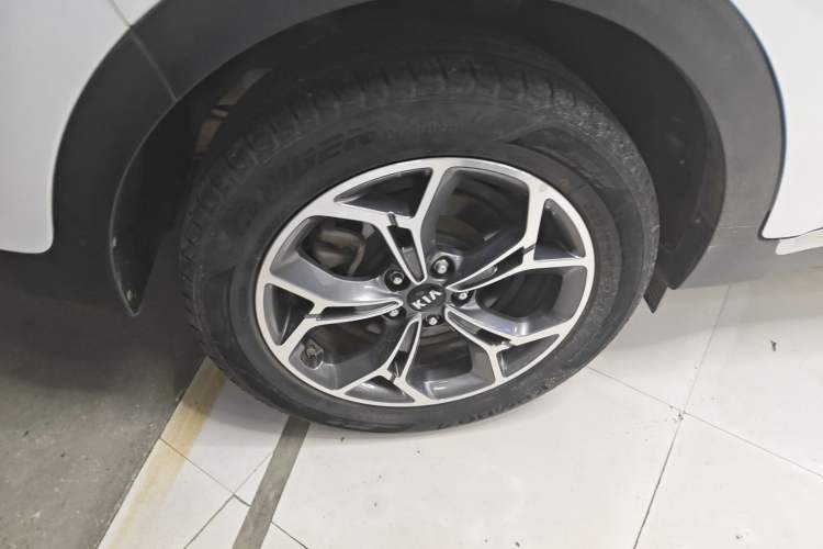 Used Kia KX5 2019 1.6T Automatic Two-Wheel Drive Luxury Edition