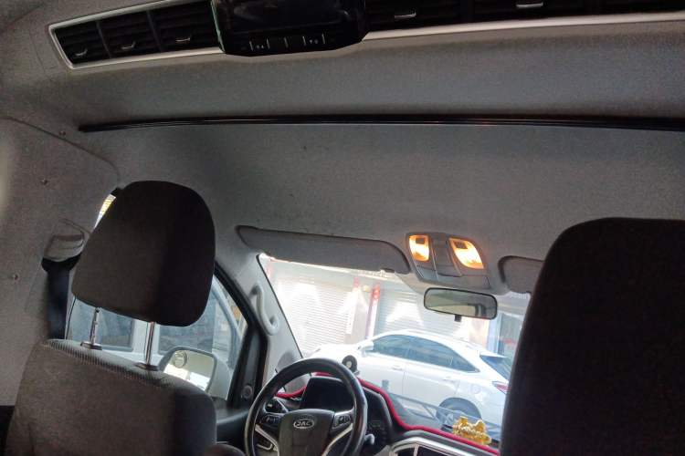 Used JAC Refine M4 2022 2.0 TGDI Automatic Business Edition