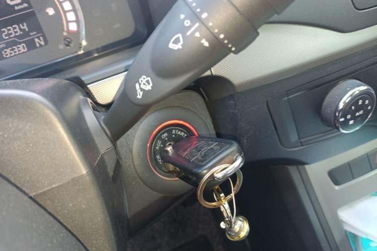 Used Roewe 350 2014 1.5L Automatic Xunyue Version Vehicle Key