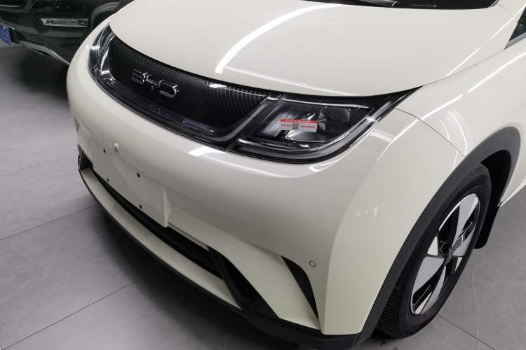 Used BYD Dolphin 2023 420 km Fashion Edition
