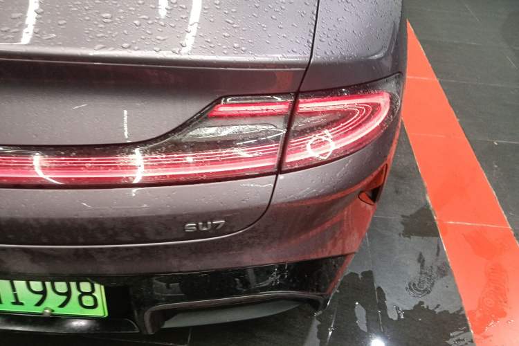 Used Xiaomi Auto SU7 2024 Rear-Drive Long-Range Intelligent Driving Version Exterior 3