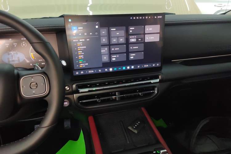 Used Tank 300 New Energy 2025 Hi4-T