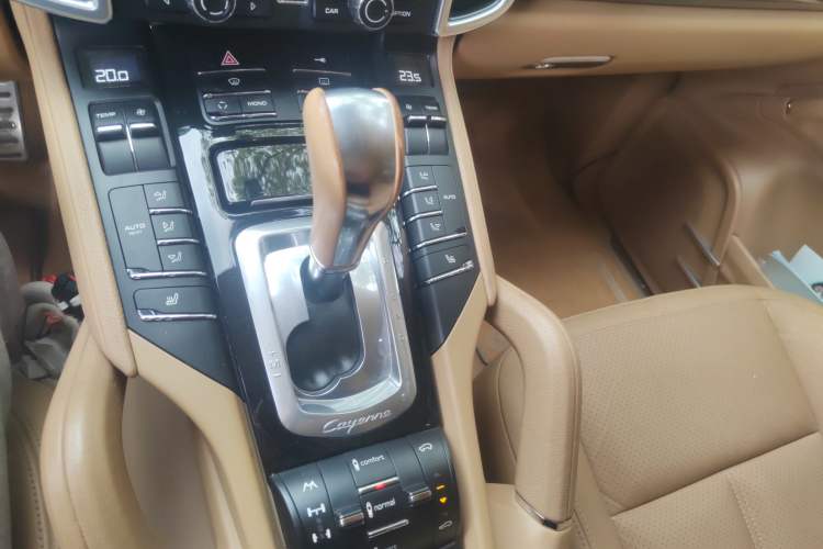 Used Porsche Cayenne 2011 Cayenne S 4.8L