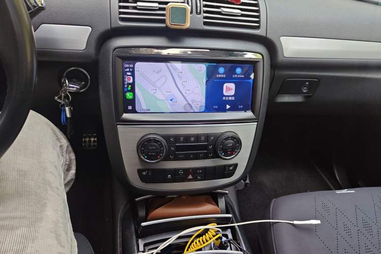 Used Mercedes-Benz R-Class 2014 R 320 4MATIC Business Model