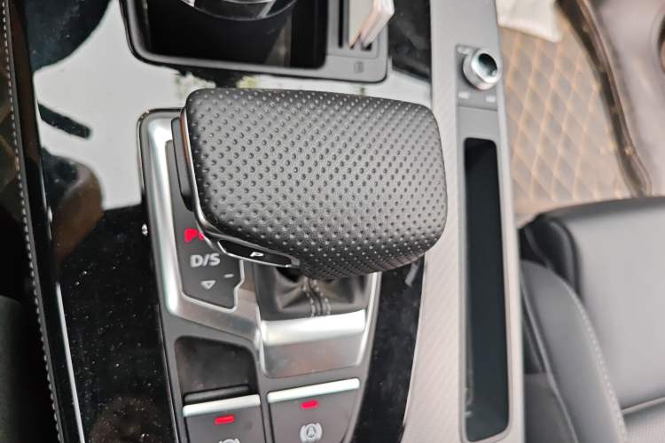 Used Audi Q5L 2024 45 TFSI Luxury Dynamic Model