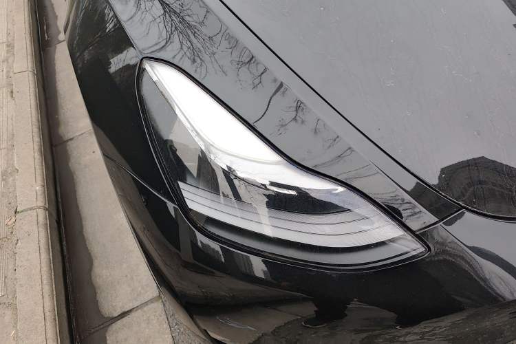 Used Tesla Model Y 2021 Standard Range Rear-Wheel Drive Version