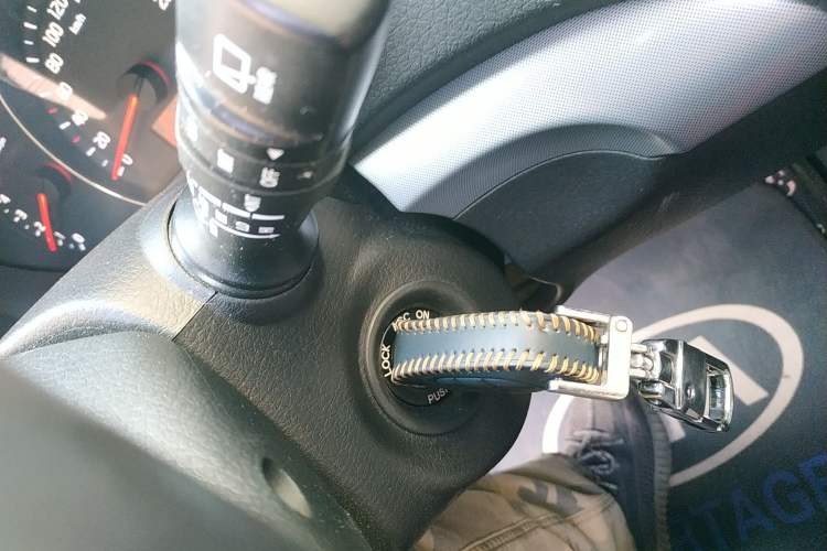 Used Kia Sorento 2013 2.4L 7-seat Gasoline Comfort Edition
