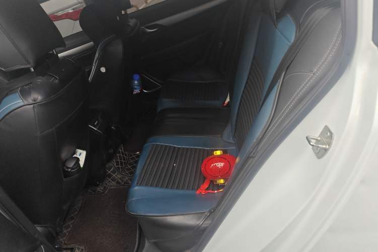 Used Geely Auto Vision S1 2019 Upgraded Model 1.5L Manual Elite Version
