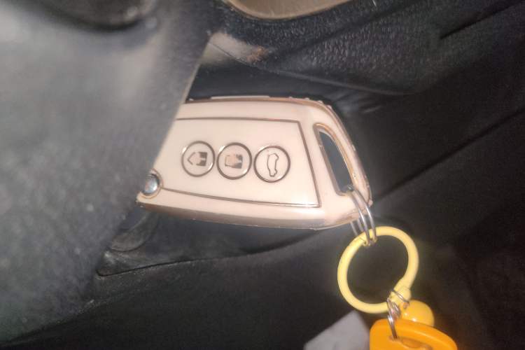 Used Baojun KiWi EV 2021 Designer Lithium Iron Phosphate