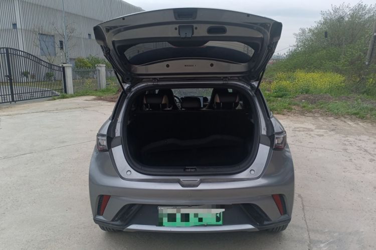Used BYD Dolphin 2023 420 km Fashion Edition Trunk