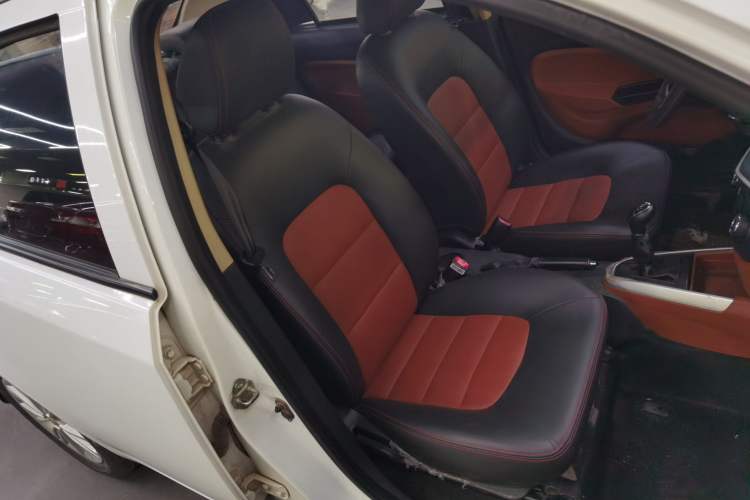 Used Geely Auto Diamond 2016 1.5L Manual Entry-Level Trim
