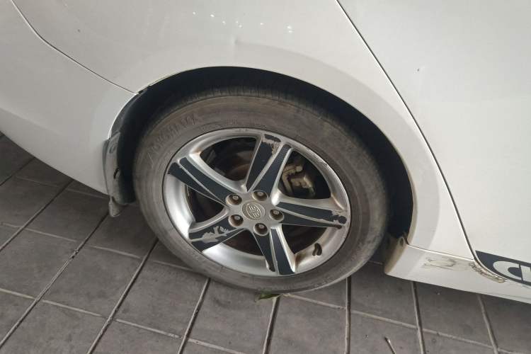 Used Bestune B70 2014 2.0L automatic luxury version
