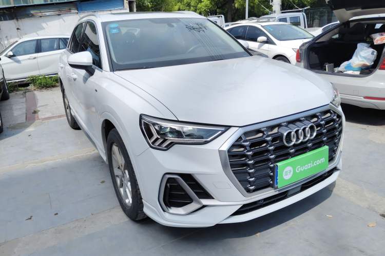 Used Audi Q3 2019 35 TFSI Advanced Dynamic Edition
