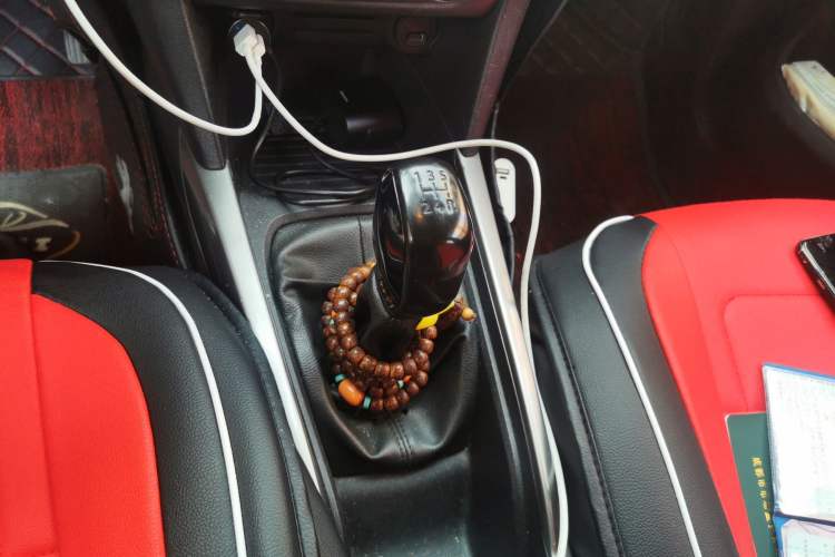 Used Peugeot 301 2018 1.6L Manual Comfort Edition Gear Lever