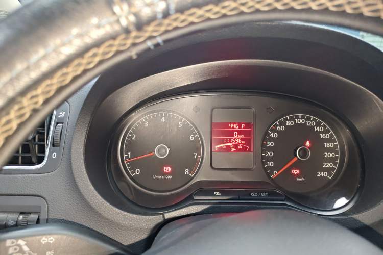 Used Volkswagen Polo 2012 1.6L Cross Polo Automatic Transmission Instrument Cluster