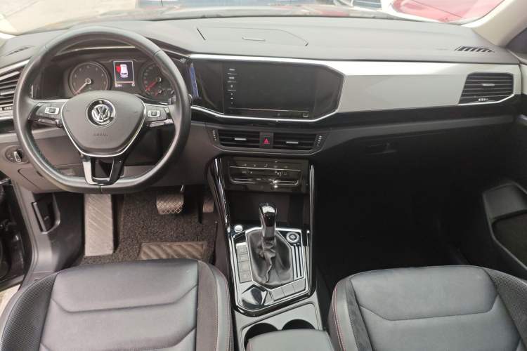 Used Volkswagen Tayron 2020 330TSI Two-Wheel Drive Luxury Smart Connectivity Version Center Console