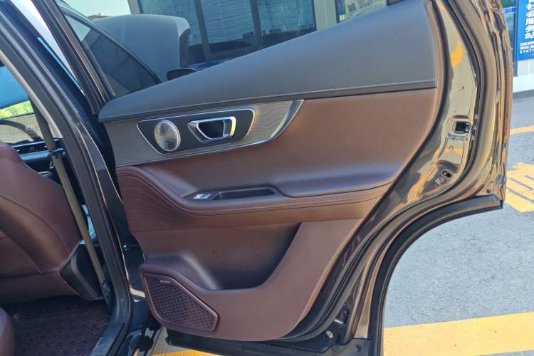 Used Chery Tiggo 8 PLUS 2024 Champion Edition 390TGDI DCT Bold Version 7-Seater