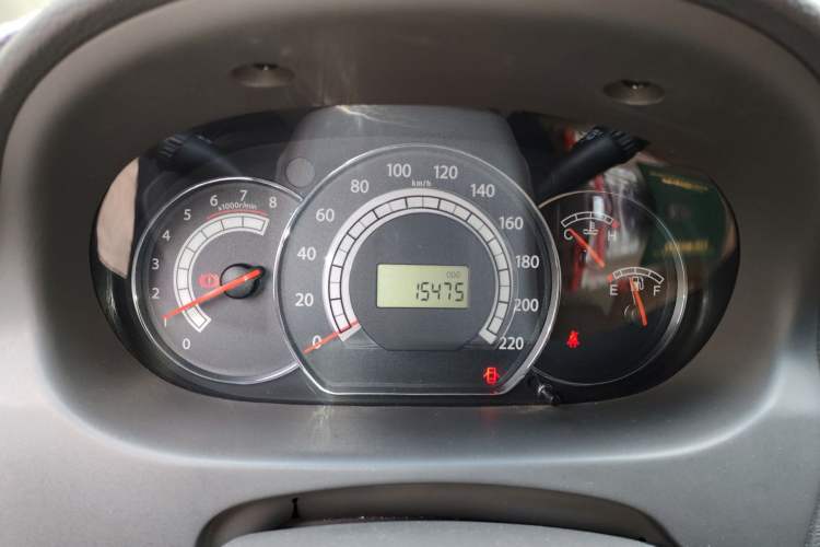 Used JAC Group Refine M2 2011 1.8L MT Comfort Model with Optional 5-Seater Configuration