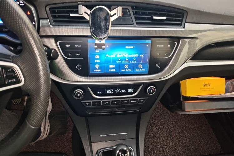 Used Geely Auto Emgrand 2017 Sedan Million Edition 1.5L Manual - Upward Version
