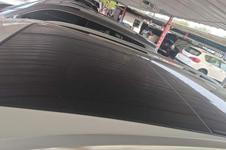 Used Skoda Kodiaq 2018 Facelifted TSI330 5-Seater Two-Wheel-Drive Luxury Enjoyment Edition Roof