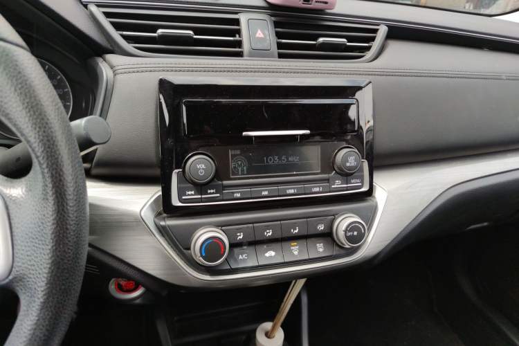 Used Honda Envix 2022 180TURBO CVT Enjoyment Version Audio And AC Panel