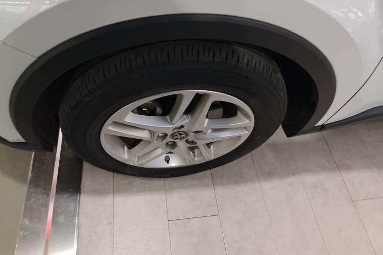 Used Toyota C-HR 2021 2.0L Comfort Edition
