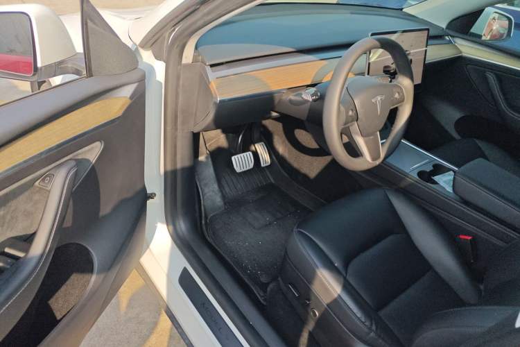 Used Tesla Model Y 2022 Performance High-Performance All-Wheel-Drive Version