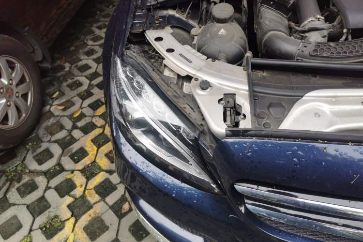 Used Mercedes-Benz C-Class 2017 Restyled C 200 Sport Edition
