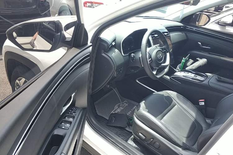 Used Hyundai Tucson 2023 Tucson L 1.5T Automatic Two-Wheel Drive DLX Luxury Edition
