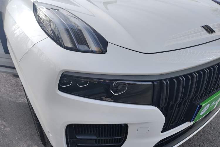 Used Lynk & Co 09 2021 2.0T Halo Six-Seater
