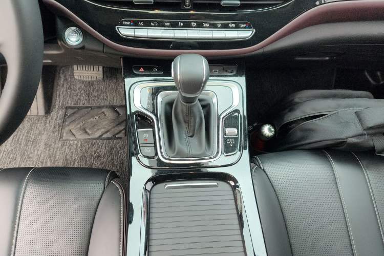 Used GAC Trumpchi M6 2023 PRO 270T DCT Luxury Edition