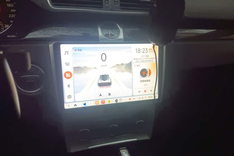 Used Volkswagen Magotan 2013 1.8TSI Premier Model Audio And AC Panel