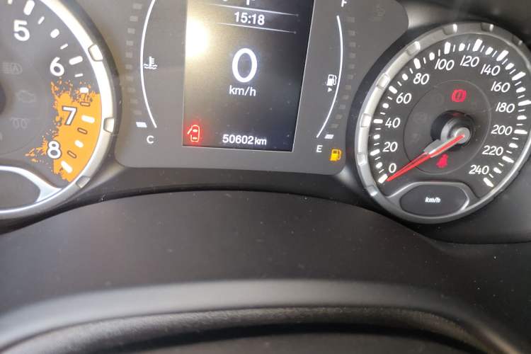 Used Jeep Renegade 2018 Connected Large Screen Version 180T Automatic High-Energy Edition
