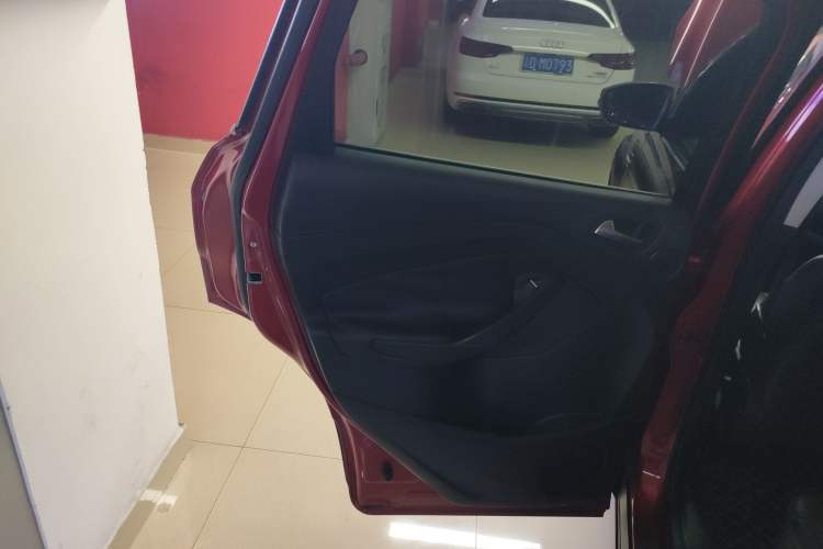 Used Ford Kuga 2013 2.0L GTDi Four-Wheel-Drive Sport Model