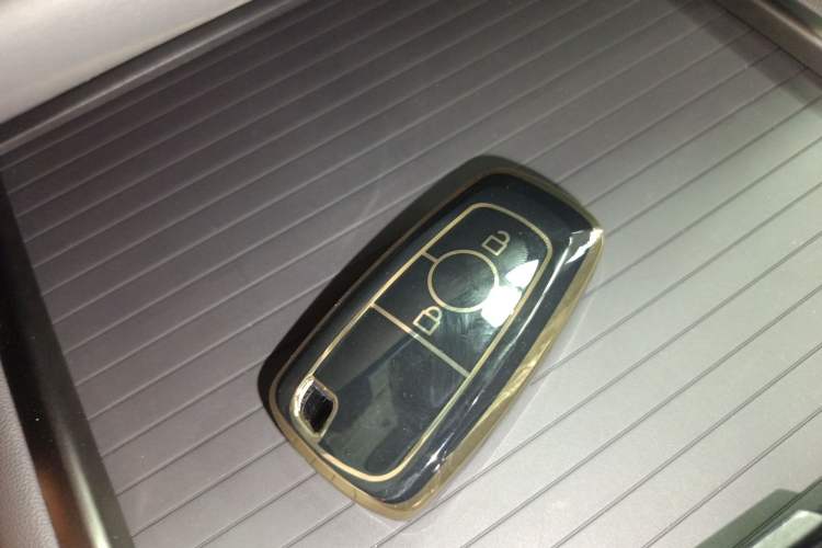 Used Ford Edge 2023 Ford Explorer L 2.0T EcoBoost Two-Wheel Drive 7-Seater Luxury Model
