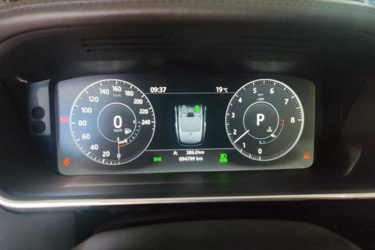 Used Land Rover Range 2016 3.0 SC V6 Vogue Extended Version
