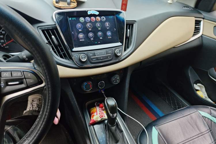 Used Chevrolet Monza 2020 320 Automatic Enjoyment Edition Audio And AC Panel