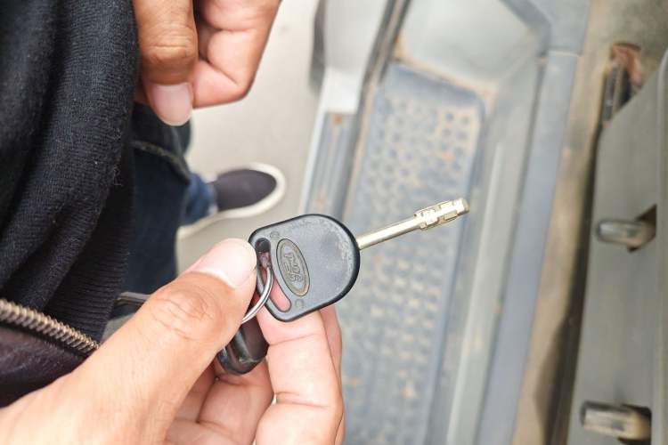 Used Ford Classic Transit 2013 2.8T Facelifted Diesel Van - Short Wheelbase Mid-Roof Model JX493ZLQ4
