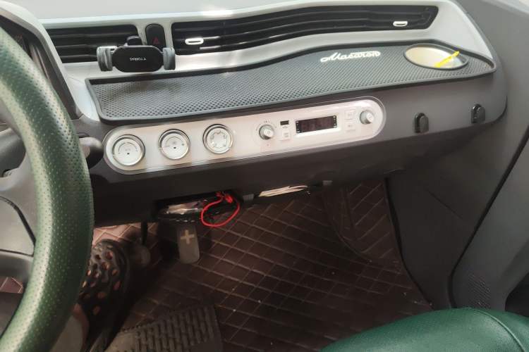 Used Wuling Hongguang MINIEV 2021 Macaron Premium Model – Lithium-NMC