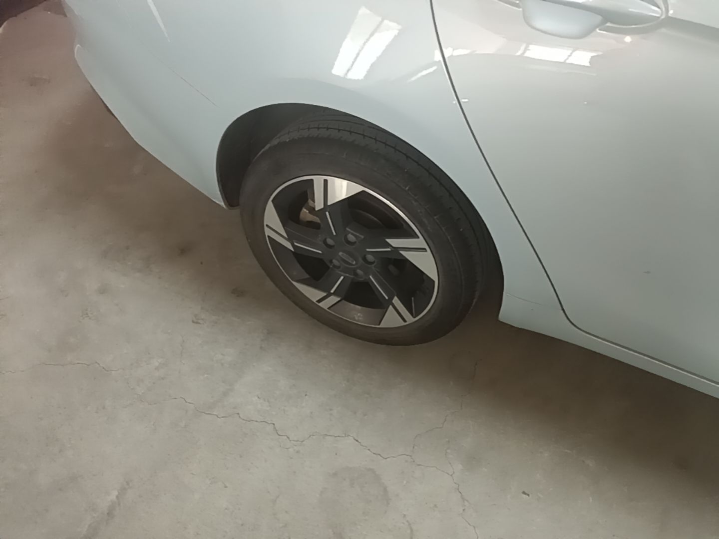 Geely Auto Emgrand L HiP 2022 1.5TD-DHT Pro 100KM Super Rui — снимка 11
