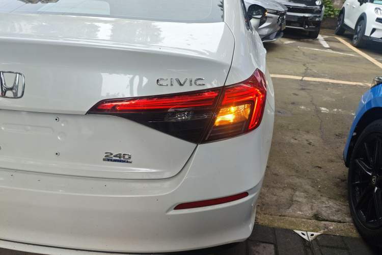 Used Honda Civic 2022 240TURBO CVT Dynamic Edition Exterior 3