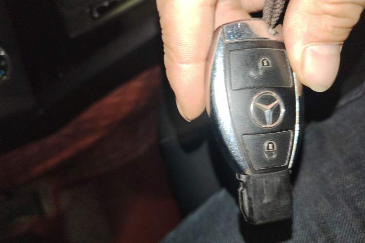 Used Mercedes-Benz GLK-Class 2011 GLK 300 4MATIC Dynamic Model