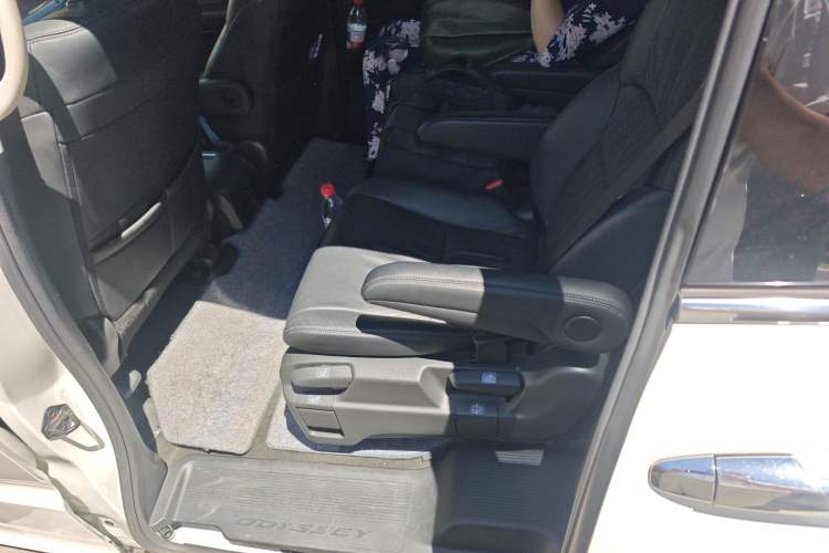 Used Honda Odyssey 2018 2.4L Smart Edition
