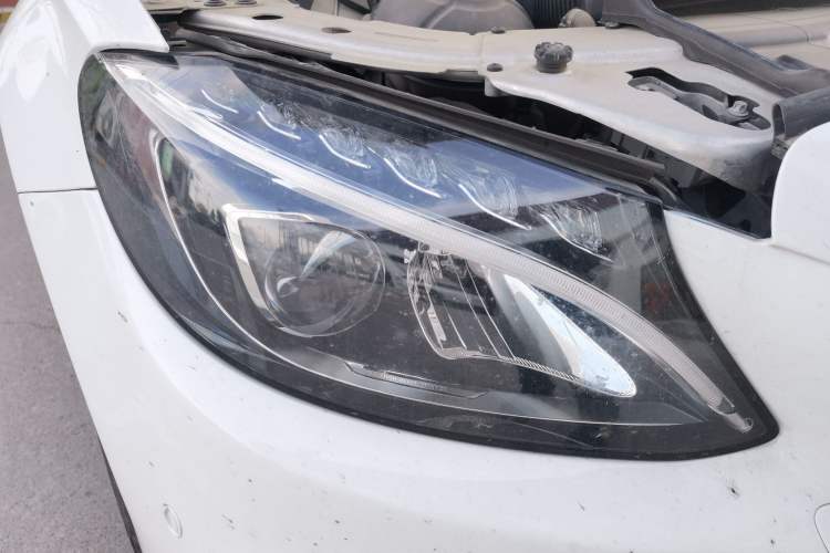 Used Mercedes-Benz C-Class 2017 Facelift C 200 L Sport Edition Right Front Headlight