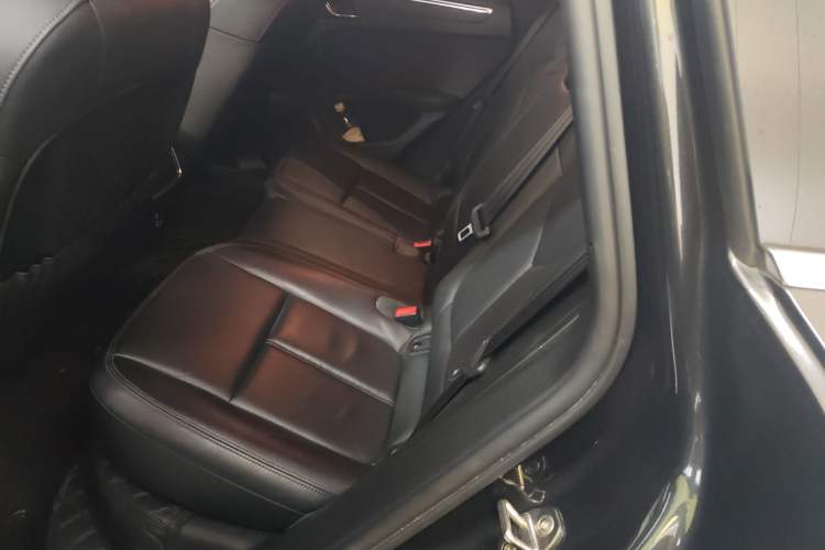 Used Porsche Macan 2021 Macan 2.0T
