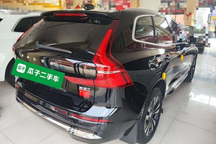 Used Volvo XC60 2025 B5 4x4 Smart Luxury Edition Rear Right 45 Deg