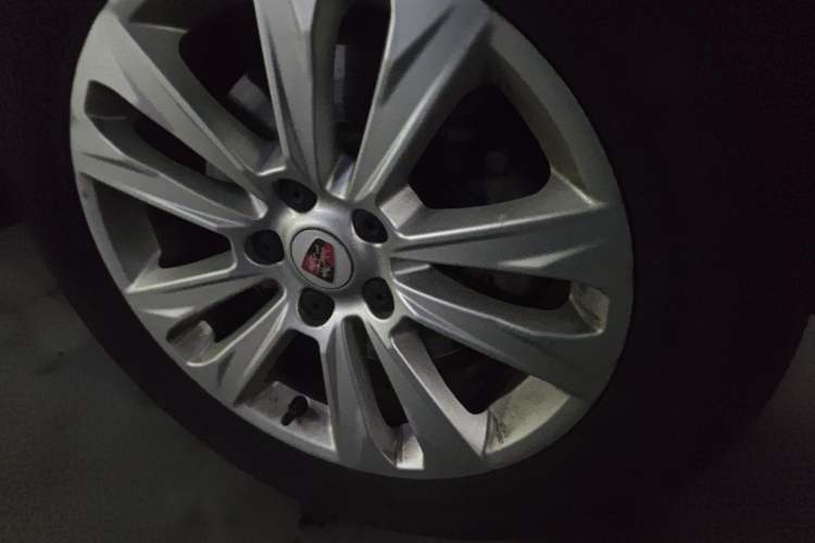 Used Roewe RX5 2016 20T Two-Wheel Drive Automatic Flagship Edition
