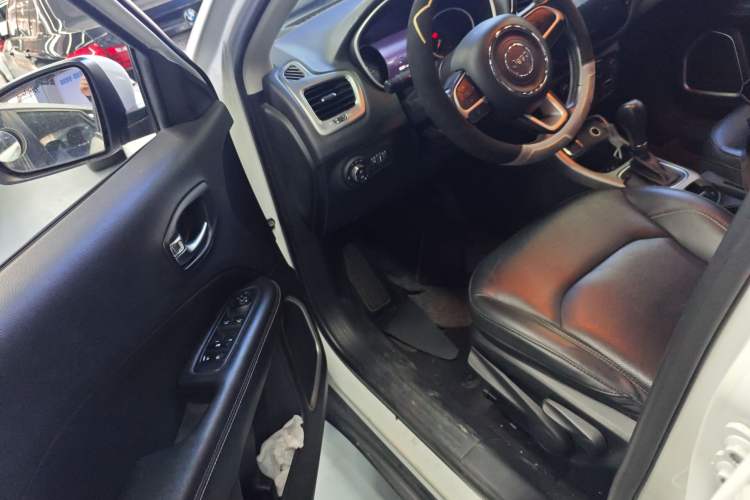 Used Jeep Compass 2017 200T Automatic Family Edition Driver Seat