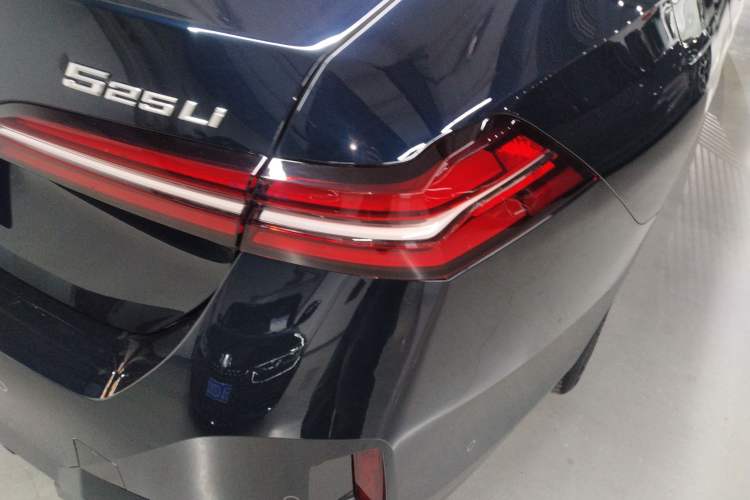 Used BMW 5 Series 2025 525Li M Sport Package
